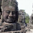 Histoire du temple d’Angkor et de la civilisation khmère, retracé grâce aux fouilles et descriptions sur les murs du temple ainsi aux écrits par l’explorateur chinois Chou Takuan. Approuvés par...